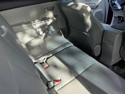 Used 2012 Toyota Prius V Five image 6