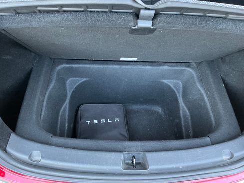 Used 2020 Tesla Model Y Performance image 11