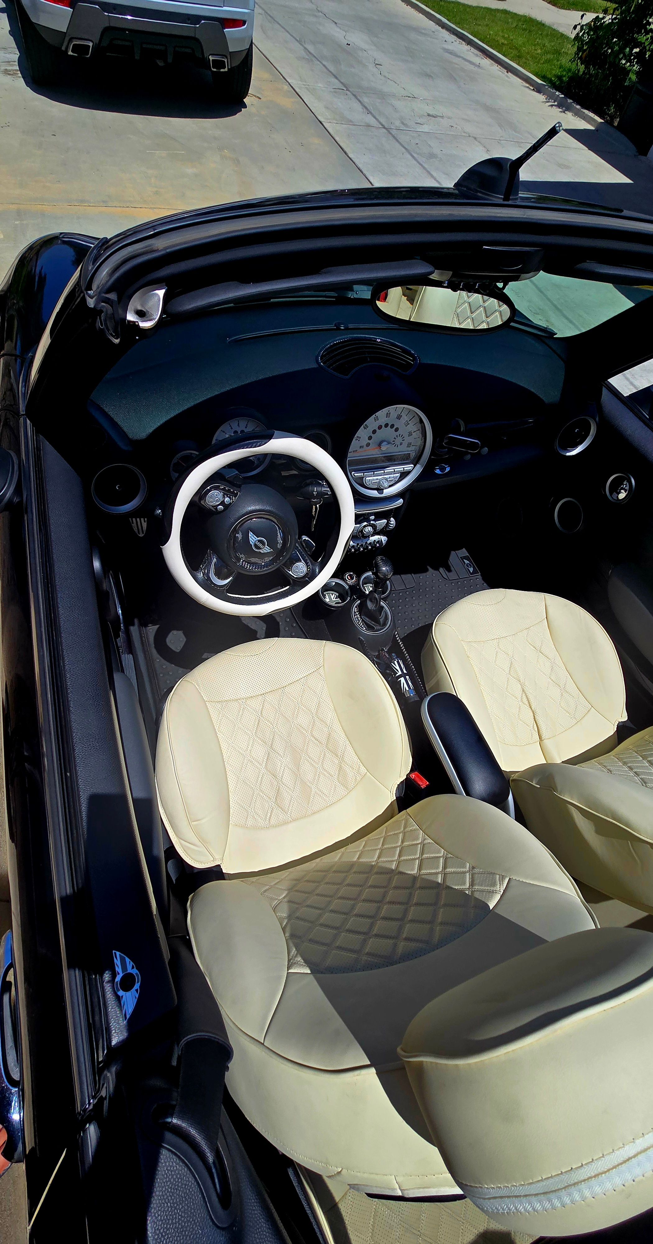 Used 2009 MINI Cooper S FWD image 12