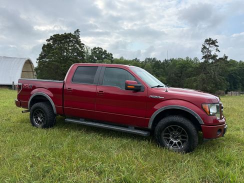 Used 2014 Ford F150 FX4 w/ Equipment Group 401A Mid AWD/4WD image 4