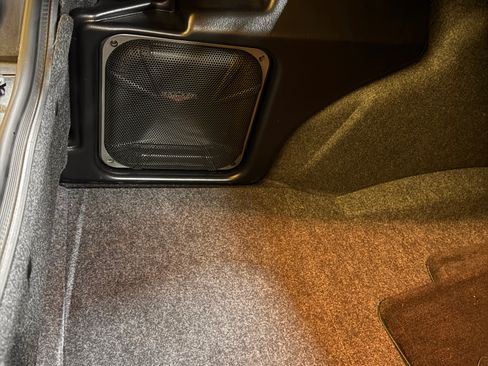 Used 2010 Dodge Challenger SRT8 w/ SRT Option Group II image 13