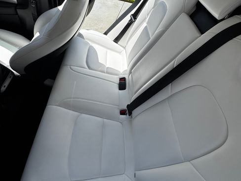 Used 2019 Tesla Model 3 Standard Range RWD image 10