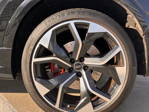 Used 2024 Audi RS Q8 AWD/4WD image 11