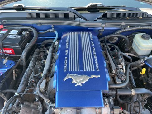 Used 2006 Ford Mustang GT Premium RWD image 15