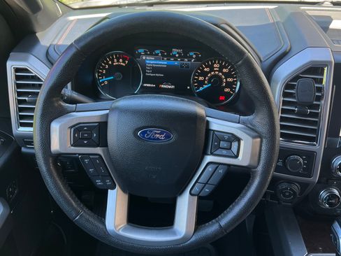 Used 2016 Ford F150 Platinum image 11