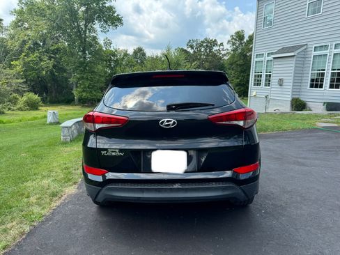 Used 2017 Hyundai Tucson SE w/ Cargo Package FWD image 8