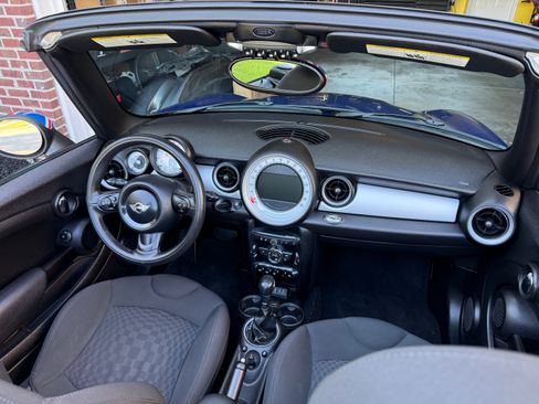 Used 2013 MINI Cooper Convertible FWD image 17