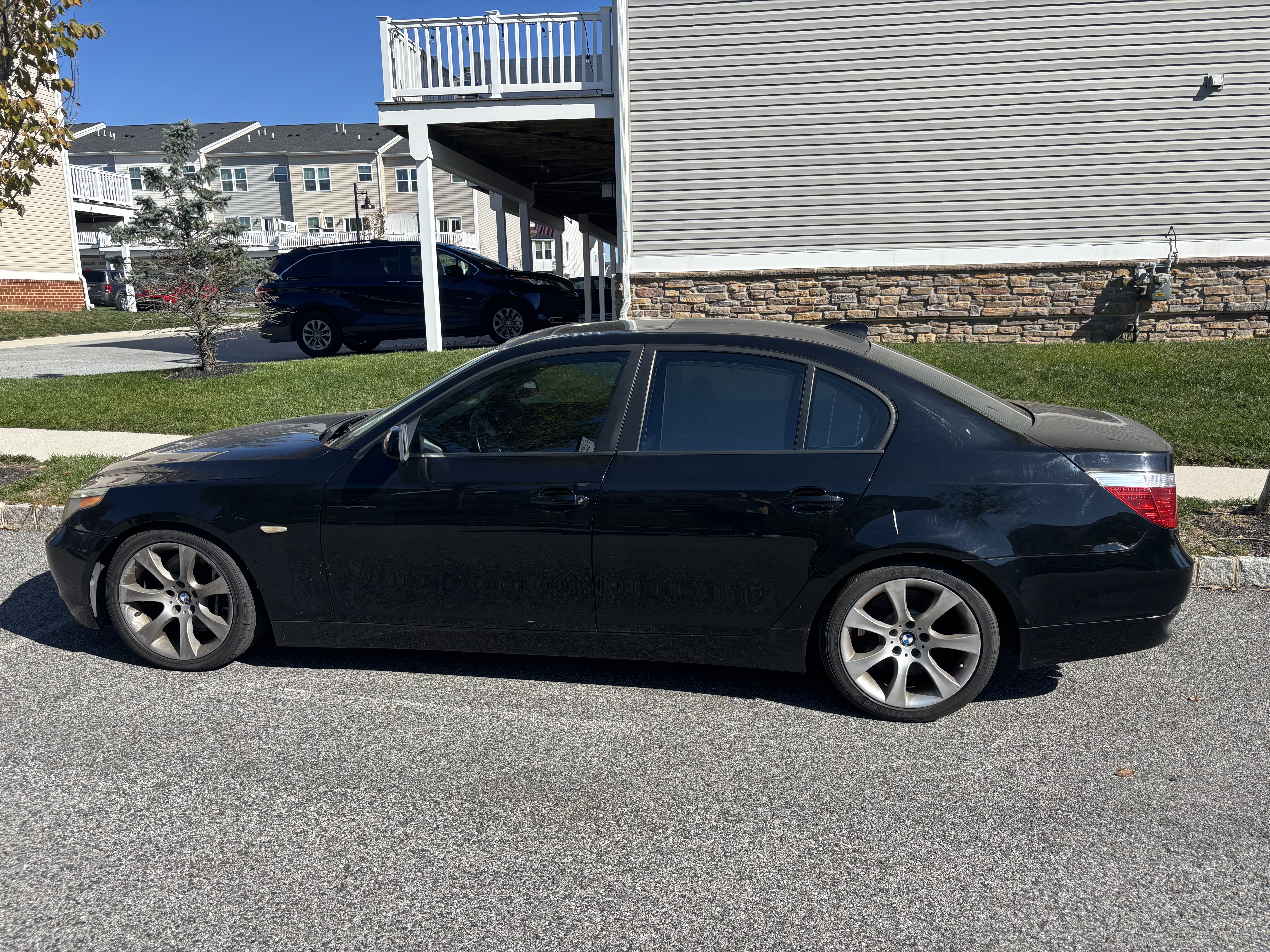 Used 2004 BMW 545i Sedan RWD image 7