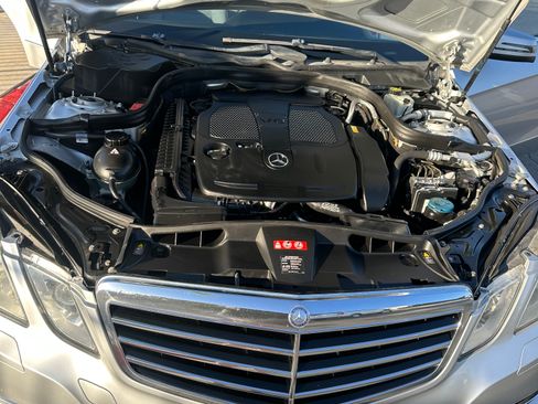 Used 2012 Mercedes-Benz E 350 Sedan image 2