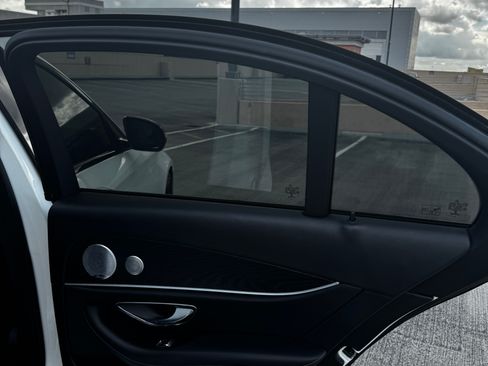 Used 2019 Mercedes-Benz E 300 image 16