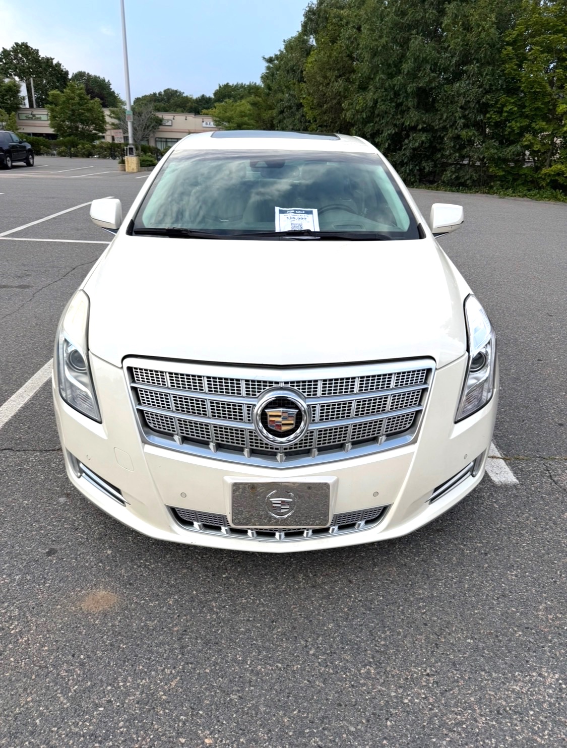 Used 2013 Cadillac XTS Platinum AWD/4WD image 4