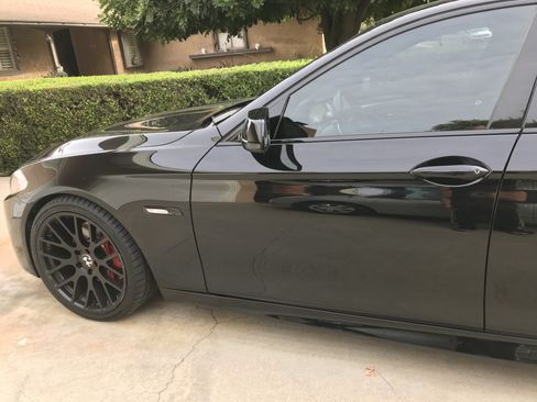 Used 2013 BMW 550i Sedan image 4