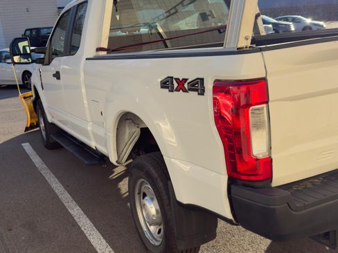 Used 2017 Ford F250 XL image 10