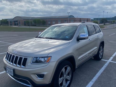 Used 2014 Jeep Grand Cherokee Limited RWD image 2