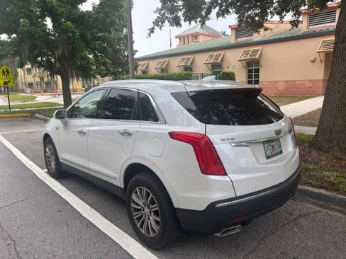 Used 2018 Cadillac XT5 Luxury w/ Driver Awareness Package FWD image 1