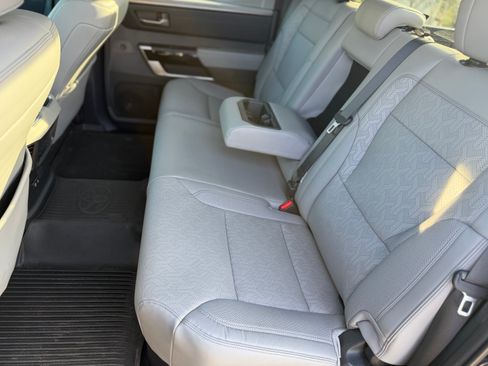 Used 2025 Toyota Tundra Limited image 9