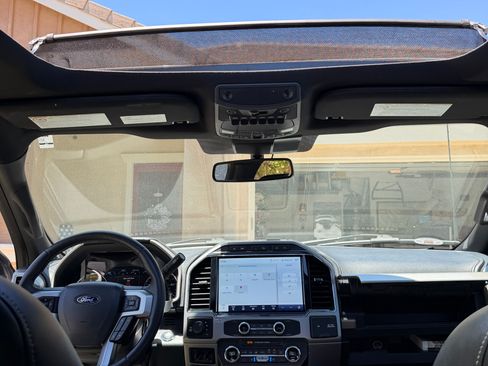 Used 2022 Ford F350 Lariat w/ Black Appearance Package AWD/4WD image 15