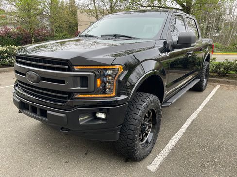 Used 2018 Ford F150 XLT w/ Equipment Group 302A Luxury image 8