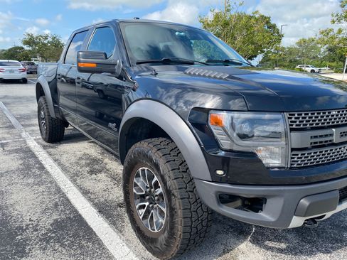 Used 2014 Ford F150 Raptor w/ Equipment Group 801A Luxury AWD/4WD image 5