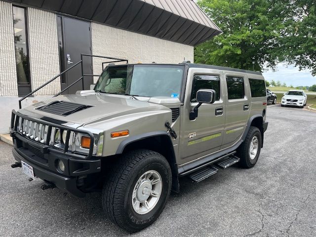 Used 2003 HUMMER H2 w/ Preferred Equipment Group AWD/4WD image 2