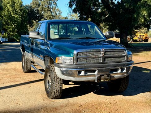 Used 1996 Dodge Ram 2500 Truck 4x4 Club Cab image 8