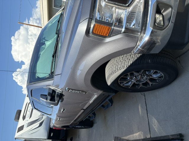 Used 2021 Ford F250 Lariat w/ Lariat Value Package AWD/4WD image 2