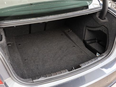 Used 2017 BMW 330i xDrive Sedan w/ Premium Package image 21