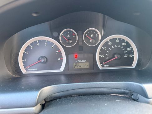 Used 2005 Hyundai Santa Fe GLS FWD image 4