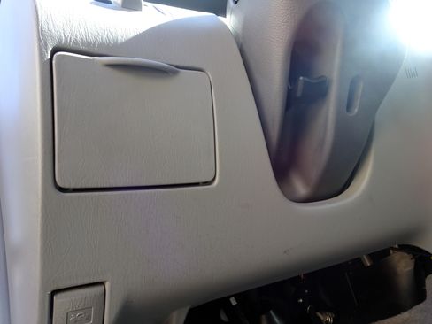 Used 2006 Toyota Corolla CE image 28