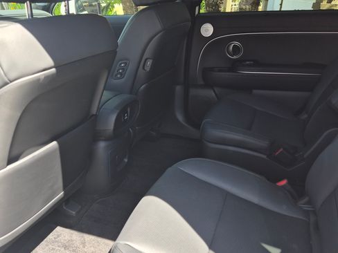 Used 2026 Hyundai Palisade Calligraphy AWD/4WD image 11