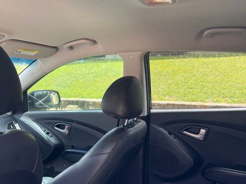 Used 2013 Hyundai Tucson Limited FWD image 19