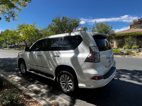 Used 2017 Lexus GX 460 image 22