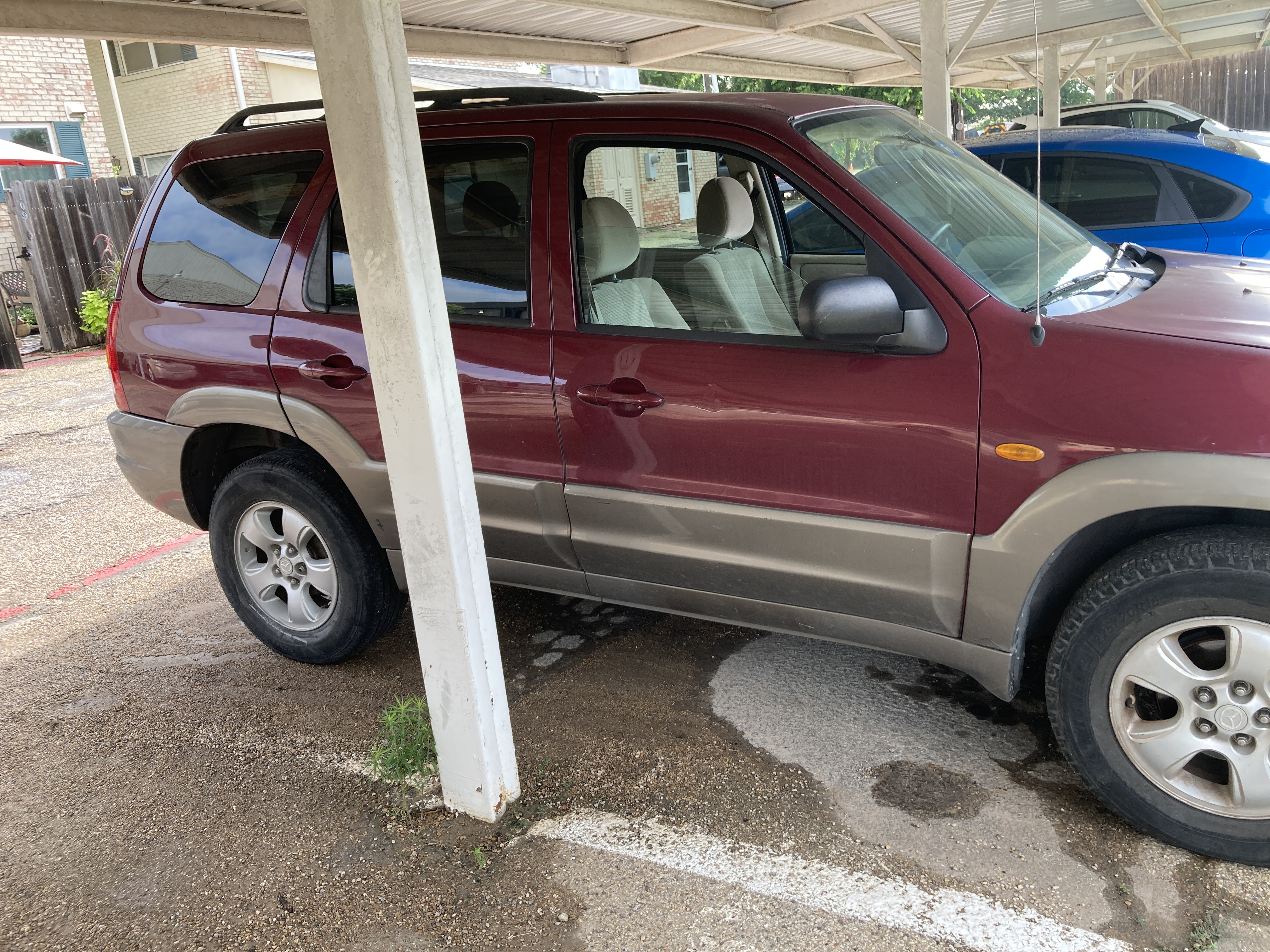 Used 2004 MAZDA Tribute LX FWD image 4