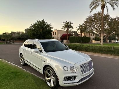 Used 2020 Bentley Bentayga Plug-In Hybrid