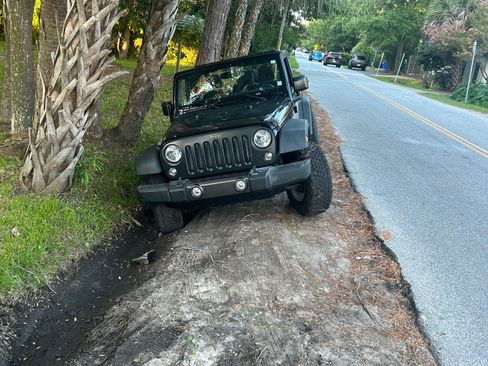 Used 2016 Jeep Wrangler Sport AWD/4WD image 11