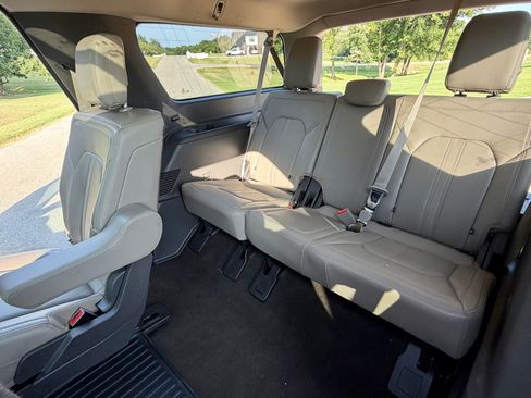 Used 2019 Ford Expedition Max Limited w/ Equipment Group 302A RWD image 16