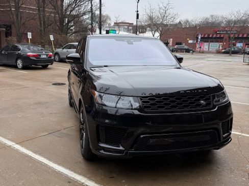Used 2019 Land Rover Range Rover Sport HST image 13