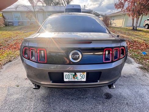 Used 2014 Ford Mustang GT image 5