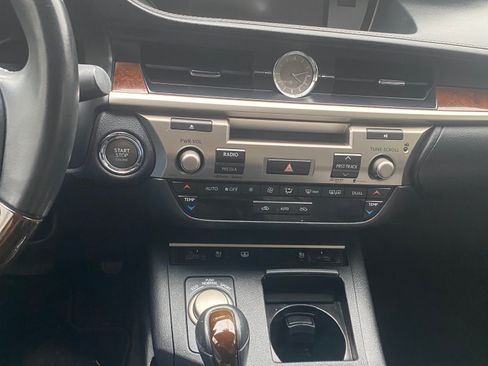 Used 2014 Lexus ES 350 image 11