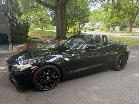Used 2009 BMW Z4 sDrive35i RWD image 1