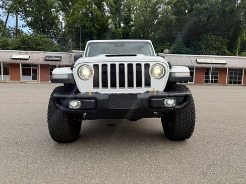 Used 2022 Jeep Wrangler Unlimited Rubicon w/ Xtreme Recon 35" Tire Package AWD/4WD image 6
