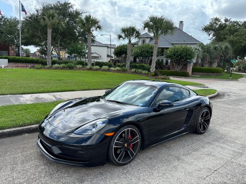 Used 2018 Porsche 718 Cayman GTS image 19