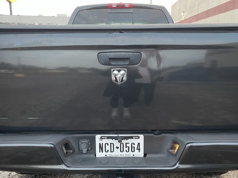 Used 2006 Dodge Ram 2500 Truck SLT image 8