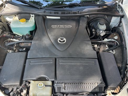 Used 2006 MAZDA RX-8 w/ Grand Touring Pkg image 8