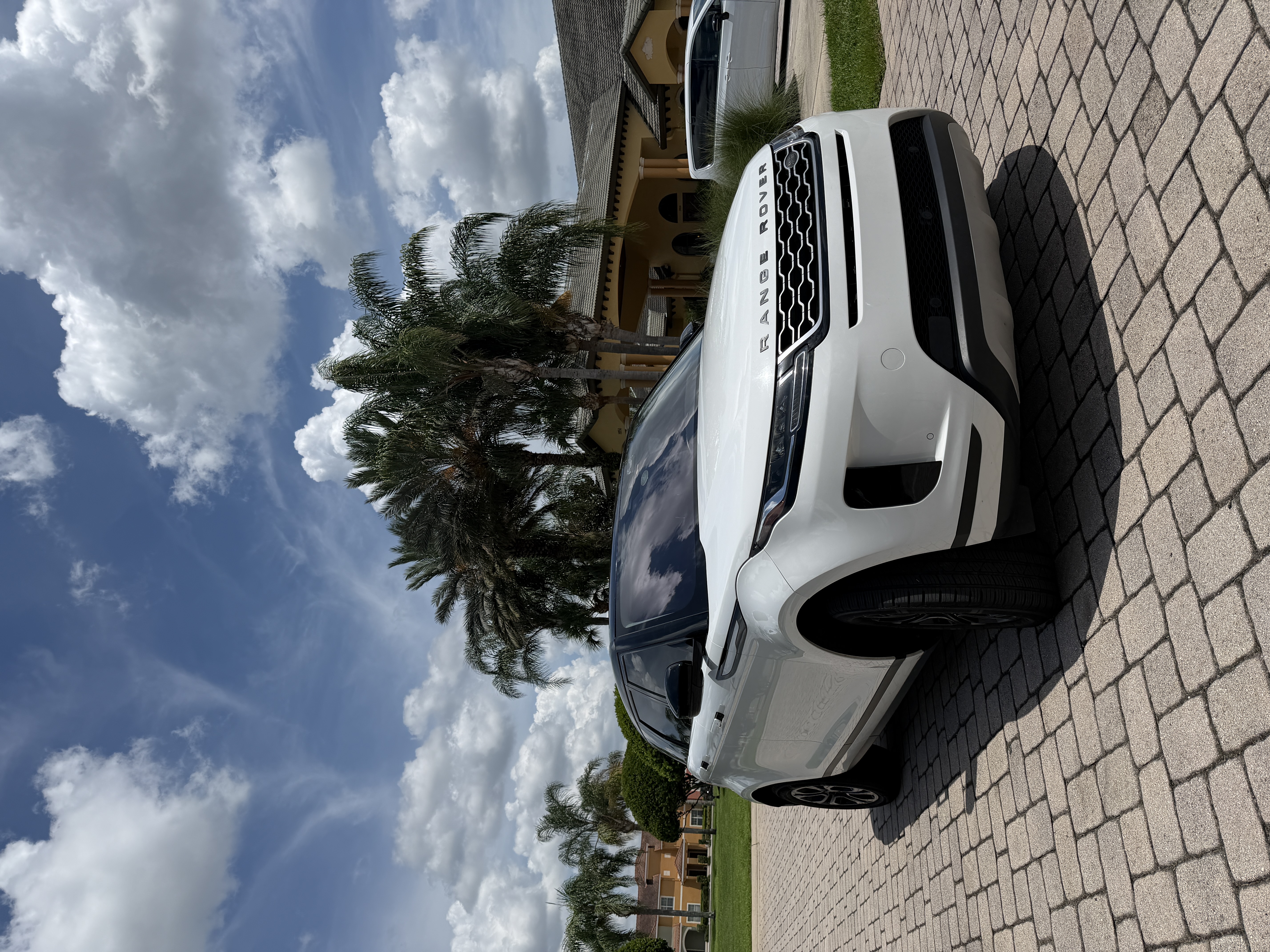 Used 2020 Land Rover Range Rover Evoque S AWD/4WD image 17