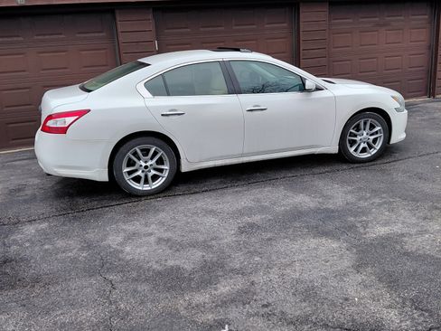 Used 2010 Nissan Maxima 3.5 S image 5
