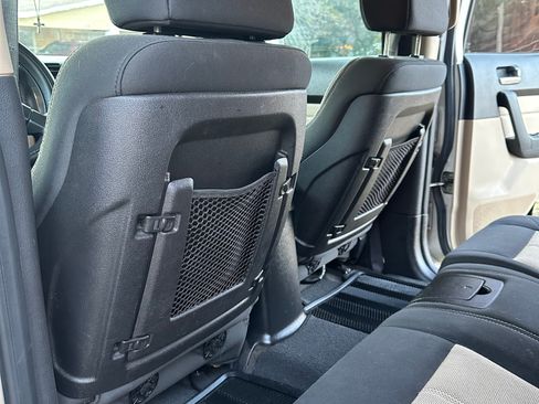 Used 2006 HUMMER H3 image 9