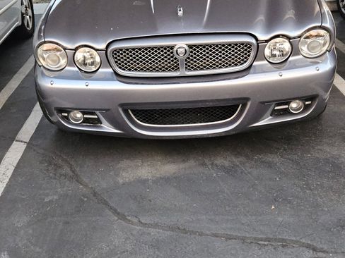 Used 2008 Jaguar XJ8 image 14
