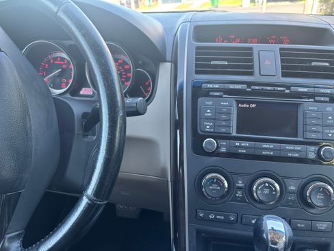 Used 2012 MAZDA CX-9 Grand Touring w/ Moonroof & Bose Audio Pkg image 11