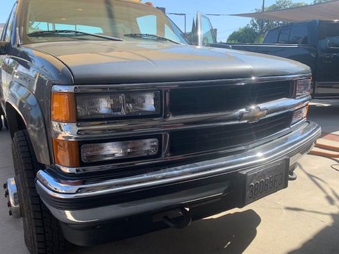 Used 1999 Chevrolet Silverado 3500 4x4 Crew Cab w/ Preferred Equipment Group 2 image 15